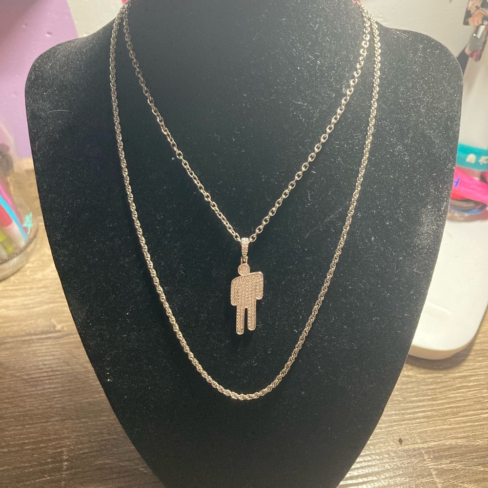 BILLIE EILISH BLOSH NECKLACE